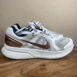 Nike Run Swift 2 Metallic Copper Coin Womens White Size 9 Running Shoes
